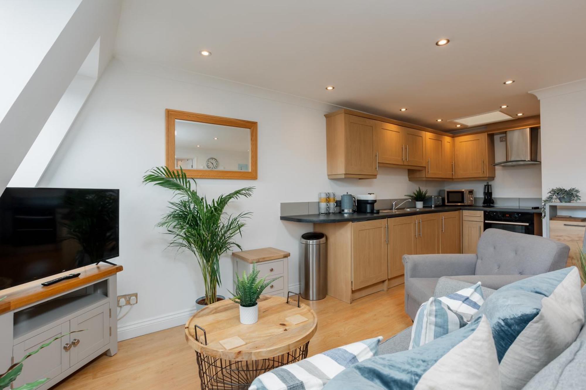 Starhost Residences - Central 3 Bed Apartment At Regents Court, Newbury Newbury  Exteriér fotografie